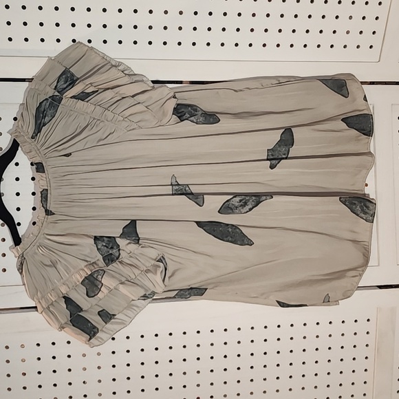 Philosophy Size Large Lightweight Blouse V-Neck Flutter Sleeve Gray - Picture 7 of 7